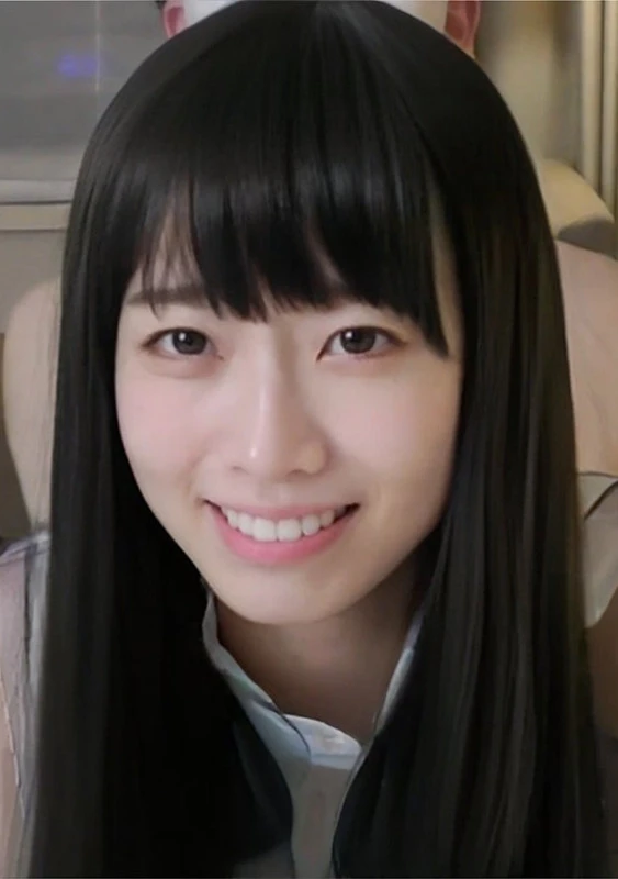 葉月ちゃん復活！２０００本以上売れた大人気の葉月ちゃん、男を魅了する幸薄な独特の雰囲気で男を受け入れて感じる姿にリピーター続出！