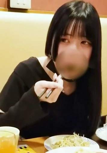 【無修正】真面目系スレンダーJDとファミレスデートからの中出し