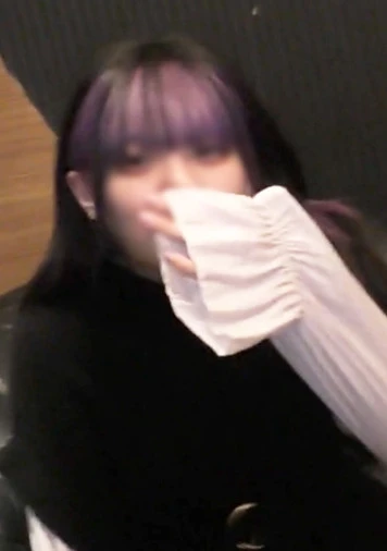 【救済】「卒業したくて…」男を知らない大学デビューの18歳根暗処女。大人になりたい要望に応えるはずが、興奮を抑えきれず中出し。妊娠確定で大人の仲間入り。