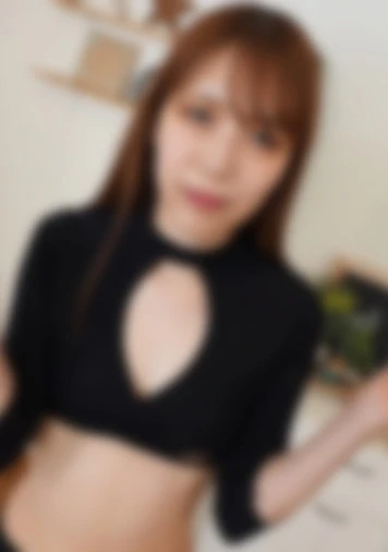 遅刻してきたスレンダー美女に即イラマチオでお仕置き！爆発寸前溜まり溜まった5本のおあずけチンポ！ジュポ音MAX5連発ごっくん制裁！※レビュー特典は4K高画質