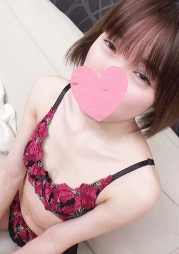 【無修正】ろりガリ貧乳の訳あり娘。浮き出る腹筋と鎖骨肋骨。極小ろりマンコに**スレスレ大量中出し+フェラ抜き2回射精でキンタマ空っぽ