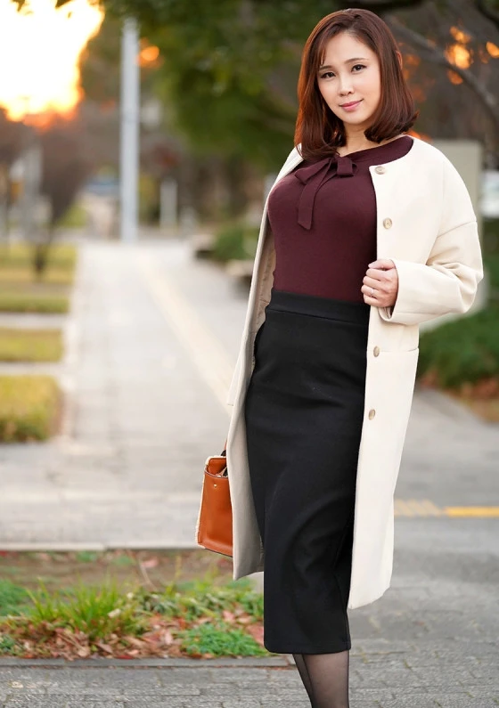 媚●オイルで人妻崩壊 関西のIカップ爆乳奥さま個人撮影。挿入だけで絶頂が止まらずキマリまくり！意識朦朧ぶっ壊れSEX