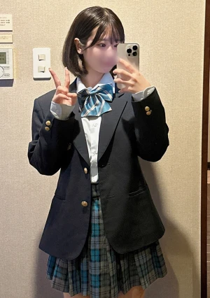 【未公開定点作品】※定点映像のみとなります【完全顔出し】県立①全日制・現●J●学校一の超絶Eカップ美●女！人生初巨根大量顔射！【超絶美●女】