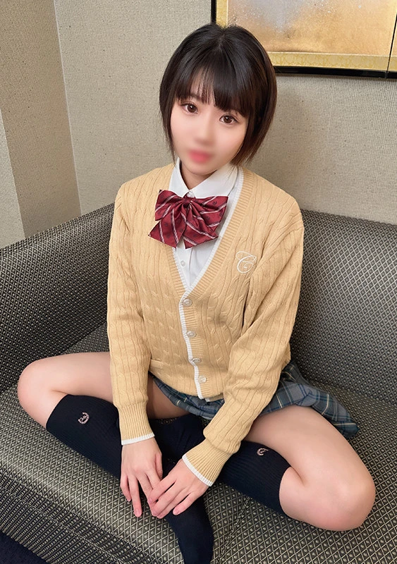 【J / 系・個撮】 八重歯がかわいいショートカット美●女 りく18歳 制服ハメ撮り 【中出し＆大量顔射】