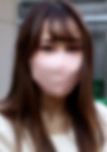 細身スタイル抜群の元単体AV女優Rちゃんと中出し2発の濃厚S〇X！