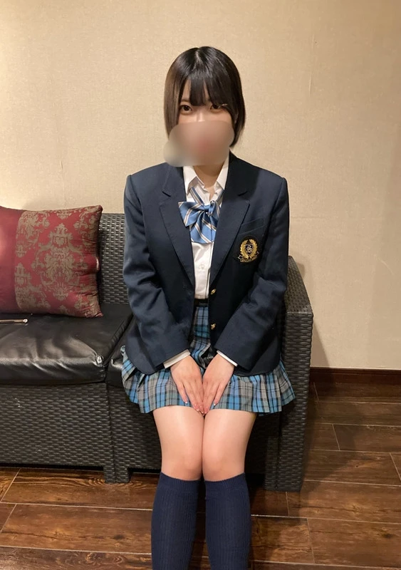 18歳アイドル系ショートカット美女の生ハメ中出しごっくん2連発！初めての潮吹きに困惑してました、、※顔の可愛さは保証します