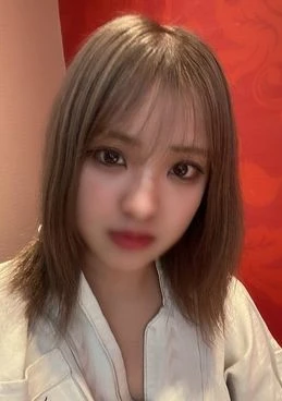 【顔晒し】屈託のない笑顔で笑う愛嬌抜群の女の子に膣奥中出しした動画を無断流出。みんなに見てもらおう？