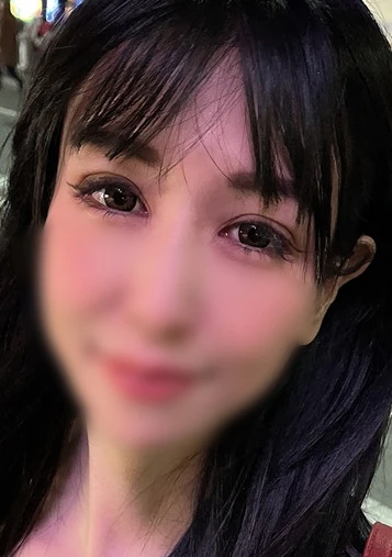 【美魔女・美熟女】この**のお⚫︎娘丼みたい！はっきり言って熟女だけじゃもの足りないwただいまガチ交渉中