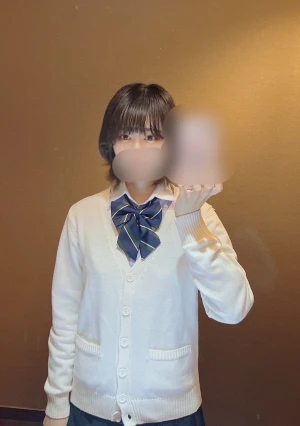 【完全顔出し】SS級！県立②全日制・2005年生まれDカップ**○○生！純白なスベスベな肌にモデル顔負けのスタイル、、、最高級の美小女をお届けします！