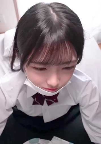 200●年生まれ　本物1○才あやちゃん、学校帰りのツンデレ美小女に無許可中出し。　※所持で起きたトラブル責任取れません。