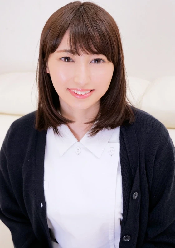 美人ナースさん！「早漏に悩む男の暴発改善のお手伝いしてくれませんか？」 男性器慣れしているようで意外とウブな看護師さんが早漏すぎるチ○ポにムラムラ膣キュンしちゃって生中出し！ ひとみさん