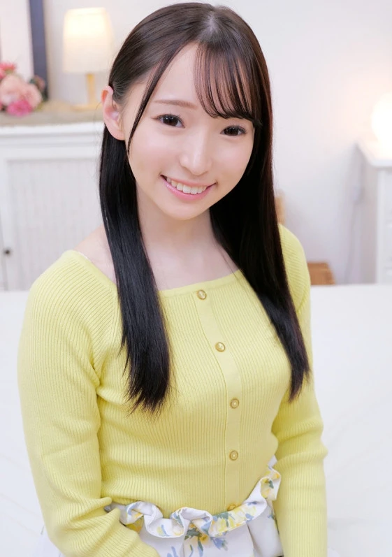 超かわいい素人女子大生がチャレンジ！ 童貞君の精子を15ml射精できれば100万円！ 照れながらも童貞チ○ポをヌキヌキしているうちに赤面発情！まさかの生ハメ筆おろし！ りなちゃん