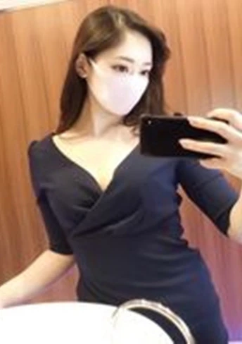 美女ホステスれいかちゃん！美巨乳を沢山堪能してきました！