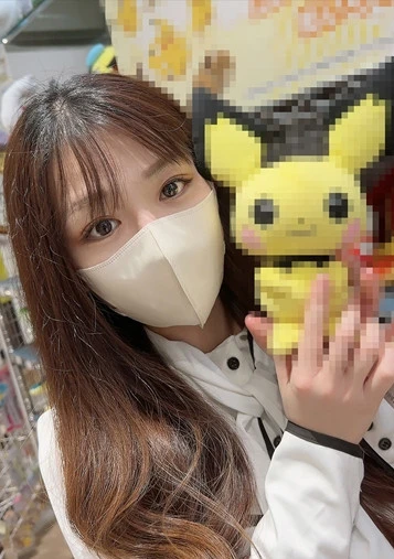 恥ずかしさ以上に興奮が高まり痴態を晒し始める有名百貨店内のブランドショップで働くFcup巨乳店員に2回連続生中出し！！