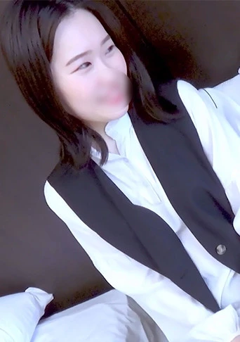 【NTR注意】彼氏の目の前でマグナムチンポで中逝きさせられる彼女。大穴開けられてゆるゆるになっちゃった彼女と末永くお幸せにね