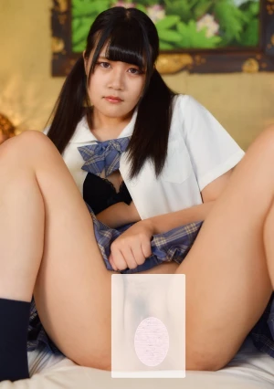 第１弾、**pznpqszoyj 素人１８歳の黒髪美女のさくらこちゃんの、制服での中出しハメ撮りAV。レビュー特典あり。無修正