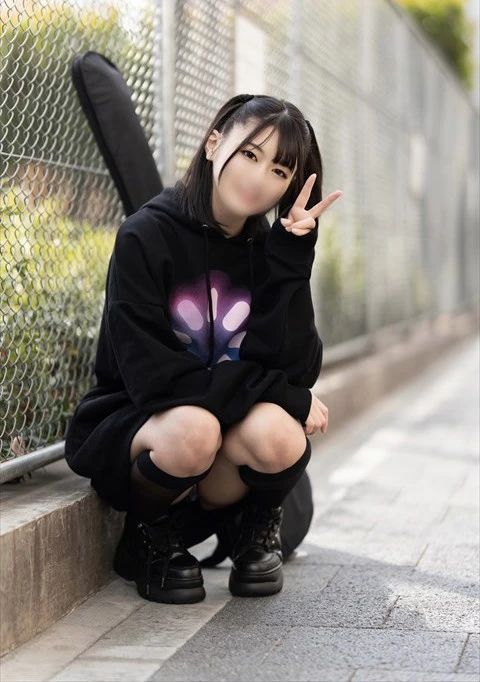 【バンド女子】**pznpqszoyj ショートカットクールベーシストJD20歳。ライブの打ち上げ帰りの朝にナンパ＆即お持ち帰り迎えさけで白目ガンギマリマジキチ中出しファッキン!!【】