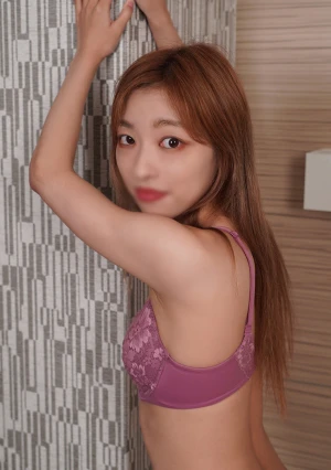 【無修正】**pznpqszoyj 妊娠して引退した元国体アスリート。鍛え抜かれたスジ筋と妊娠線晒してエビ反り連続絶頂！久しぶりの男根にアスリートの性欲が止まらず大量中出し！