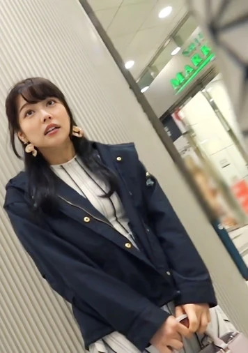 【上品な19才】**pznpqszoyj アナウンサーを目指す温室育ちの女子大生に大量中出し