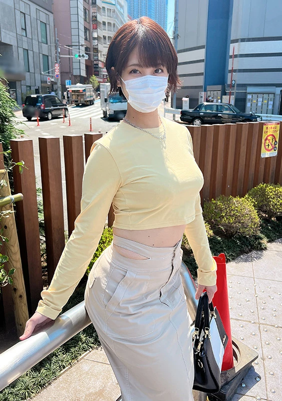 【訳アリ・個撮】**pznpqszoyj ぼにゅうが飛び出る 美人すぎるシングルマザー なつ さん（２９）