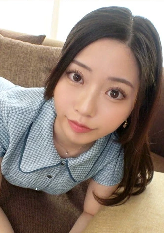 【彼氏＜AV女優への憧れ】むちむち太もも・すべすべお尻・つるつるパイパン・キツキツおま◯こ、下半身にエロが詰まったペットショップ店員を野獣の如き激ピストンで鳴かせる！【初撮り】ネットでAV応募→AV体験撮影 2013