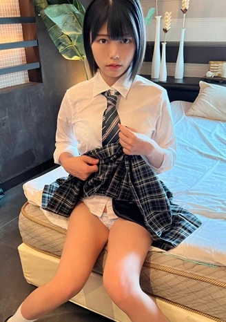 ハメ撮り【個人撮影】ショートヘアーの激カワ美小女とP活_嫌がる隠れ巨乳の制服女子に強引中出し