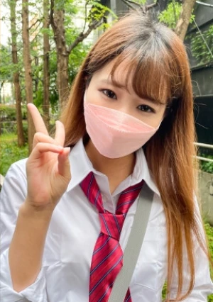 使用期間3年【個人撮影】コットン素材の白地に黒の水玉柄ぱんつちゃん※黄ばみ有り_帰宅部②のスポブラギャル(一部丈のレギンスで寝巻きとしても着用)とP活