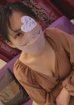 【個人撮影】まりん22歳　秘蔵の地味系ドスケベ陰キャ女〇大生に大量中出し