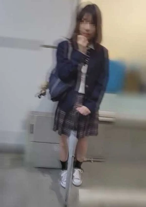 ちっぱい・公園でいけないことしてホテルへ…な膣内に中 出し