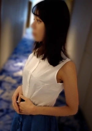 【＃精飲ハーフ美女】 医療関係で働くエリカさん（27）ザーメン飲まされ感度爆上がり。肉棒マーキングに屈する大開脚イキ