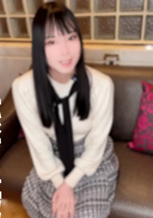 清楚で綺麗な20歳カフェバイトの大学生　お財布が欲しくて♥　パパち〇ぽの快楽に堕ちてドM開花！ 陥没乳首はビンビン！おまんこは糸を引くほどびしょ濡れな変態　自ら中出し懇願！！