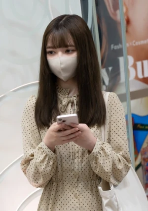 同僚には絶対に言えない秘密のアルバイトをしているオフィスレディを現行犯で捕まえて弱みにつけ込み口内射精＆2回連続生中出し！！