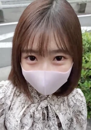 清楚系の可愛くて小さい生意気な女の子に 中出し♡