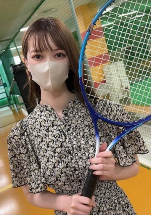 歯科医院受付の抜群のプロポーションときめ細かい美肌を兼ね揃えた癒しのスレンダー美女。院内では微塵にも見せないもう一つの顔は快楽に貪欲な変態女だった・・・。