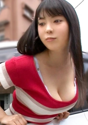 助手席の爆乳女を覗き見！はち切れそうなおっぱいを目の前にして衝動を自制できず、彼氏が車を離れた隙に忍び寄り・・・【胸揉み/パイズリ/お姉さん/巨乳/中出し】