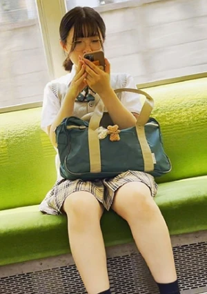 メガネ女子に魔の手が伸びる…