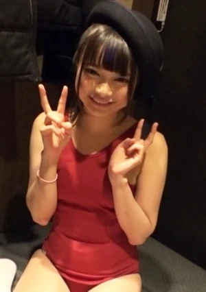 従順 貸切美少女 あいり File2