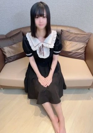 男性経験1人でウブな発育途中の色白よ うじ.体型の18歳恥ずかしがり屋のちこちゃんに無きょ.可中出しエッチ後手コキ大量顔射で顔中がザーメンまみれに♡