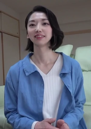 婦人警官であり人 妻　結婚7年目にしてセックスレス　久々の他人棒を世帯寮で奉仕＆中出し