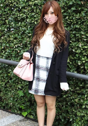 美人エステティシャンは女職場で男日照りみたいで見かけによらずとってもエロエロな美人女子でした エステティシャン美女	- 尾崎萌