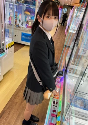 【個人撮影】勉強も出来て真面目そうでモデル体型の完璧美小女とP活※危険日に中出し