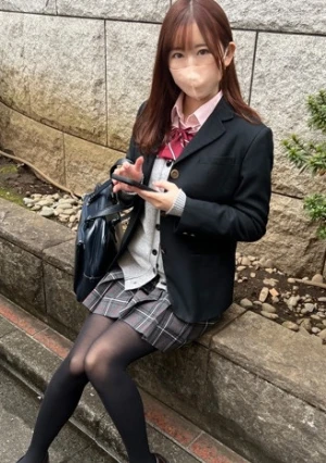 顔出し【個人撮影】激レア_黒パンストの制服女子とハメ撮り_SNSで知り合った美脚娘に種付SEX