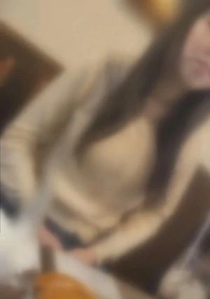 【個人】 至急で金が欲しいオンナを都内某所の空部屋で斡旋した一部始終。一度は拒絶するも結局は他に頼れず、素人マニアの変態客に凌辱され犯される。