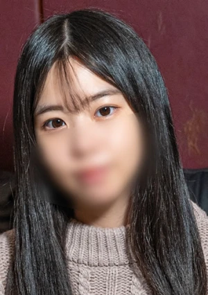 【真面目・素朴】 決して美人じゃないけど素朴で可愛いです。無修正で生挿入、生中出し。