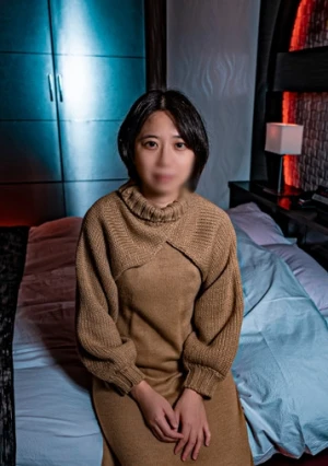 【不倫・剛毛】 主人に後ろめたくて・・と言いながら愛撫すると急変!獣のように喘ぎまくるどスケベ妻。生中出し。