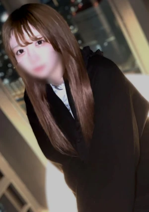 【羞恥×無修正】 照れた仕草が可愛い色白19歳看護学制。最高級の透明肌。隠れ淫乱がﾊﾞﾚ小さく漏れる声に我慢できず、彼氏の代わりに卵巣に２度種付け受精。。