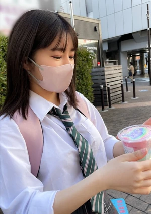 顔出し【個人撮影】あどけなさが残るセフレちゃんとのハメ撮り映像_シャワー中の様子もこっそり撮影しちゃいましたw