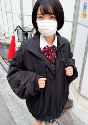 【個人撮影】ショートヘアーの小柄な女子とP活_初めてのラブホに戸惑う娘に遠慮なく中出し三昧