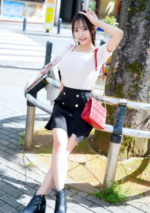 【企業SNSの中の人】広告宣伝部、OL(24)承認欲求の塊あたしこモンスター。「美の秘訣は男遊び♪」ベロ長スネークフェラ&杭打ち騎乗位で精液搾り取るプライベートハメ撮り流出