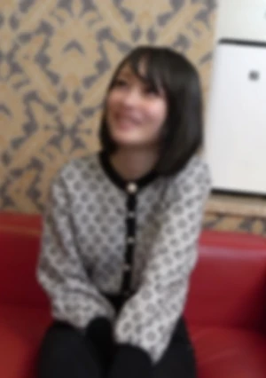 【デカクリ・ハーフ系美女】 ガードが固くクールに振舞っていても隠し切れない糸引くマンコの濡れ具合。口説き落とした成果は中 出し射精♡